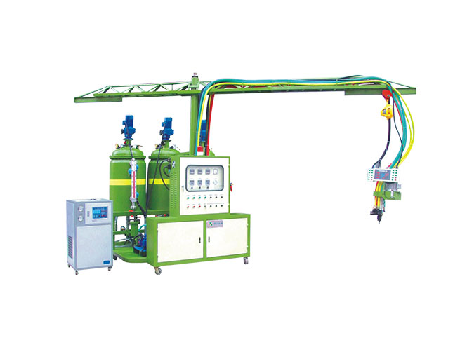 三組份低壓發泡機(jī)